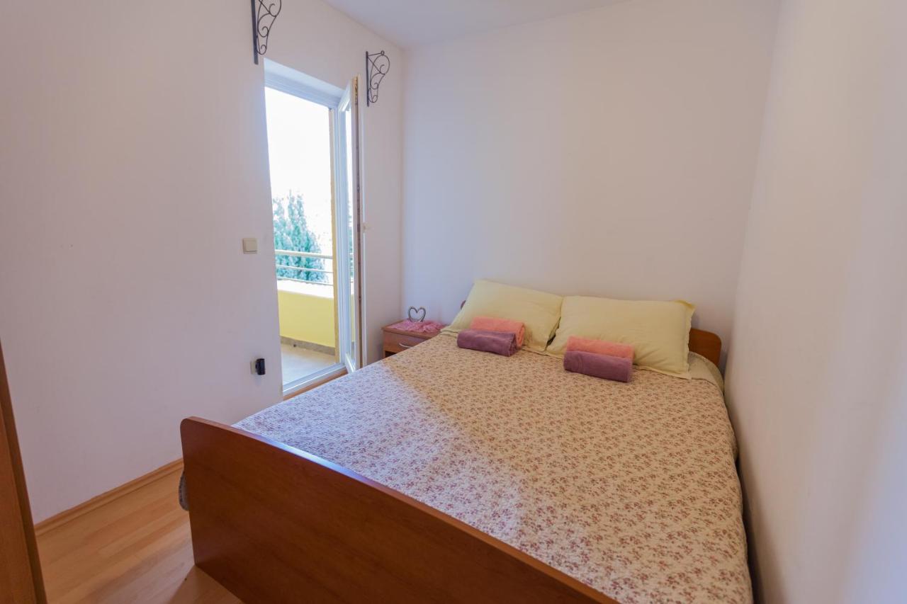 Apartman Mare Lovrečica Exterior foto